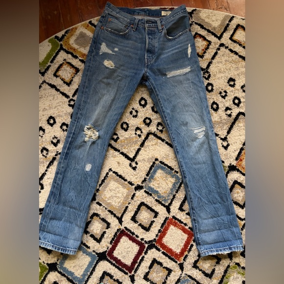 Levi's Denim - Levi's Women's Distressed Blue Straight Jeans